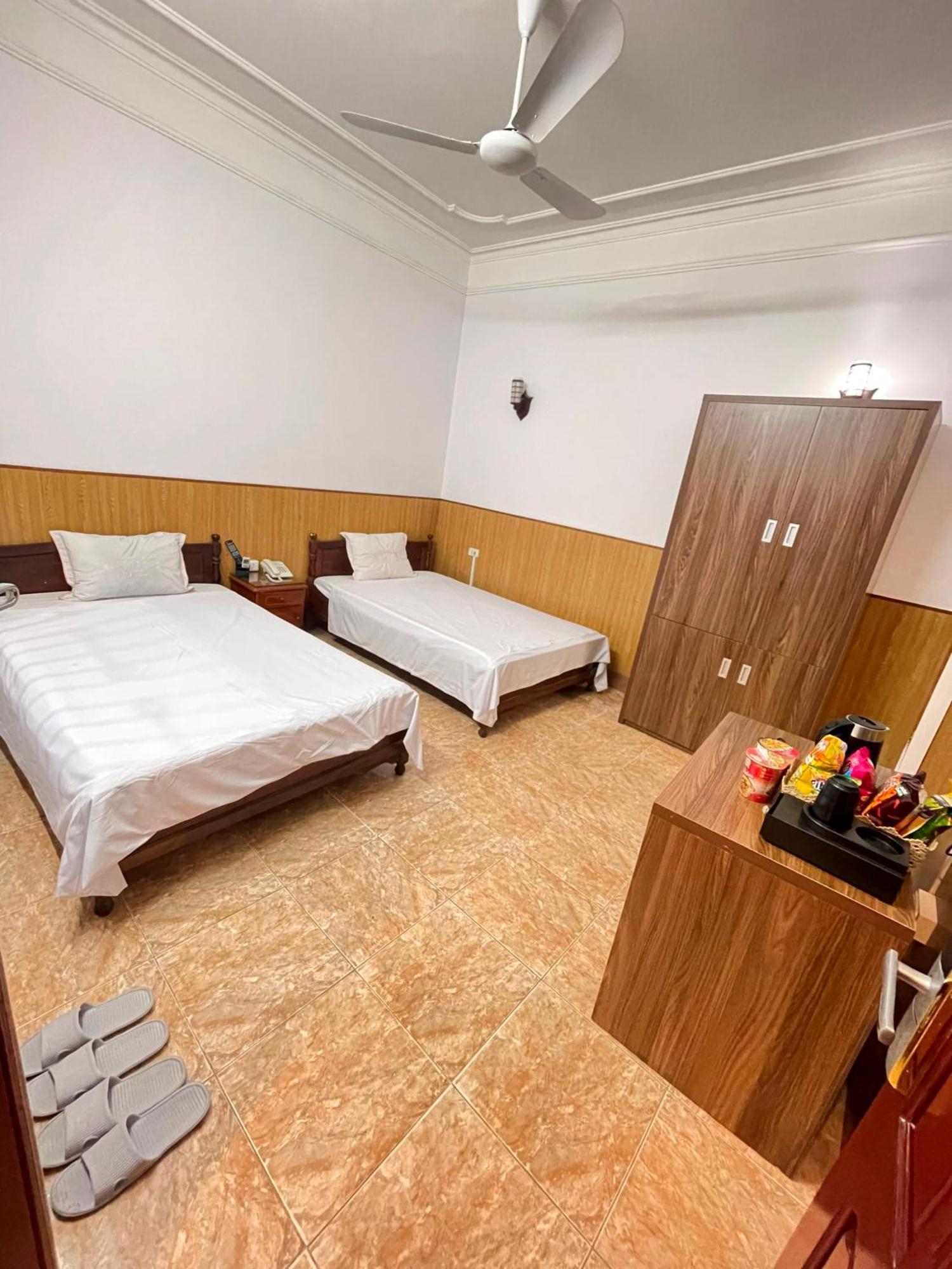 Nhat Tan Hotel Hanoi Exteriör bild