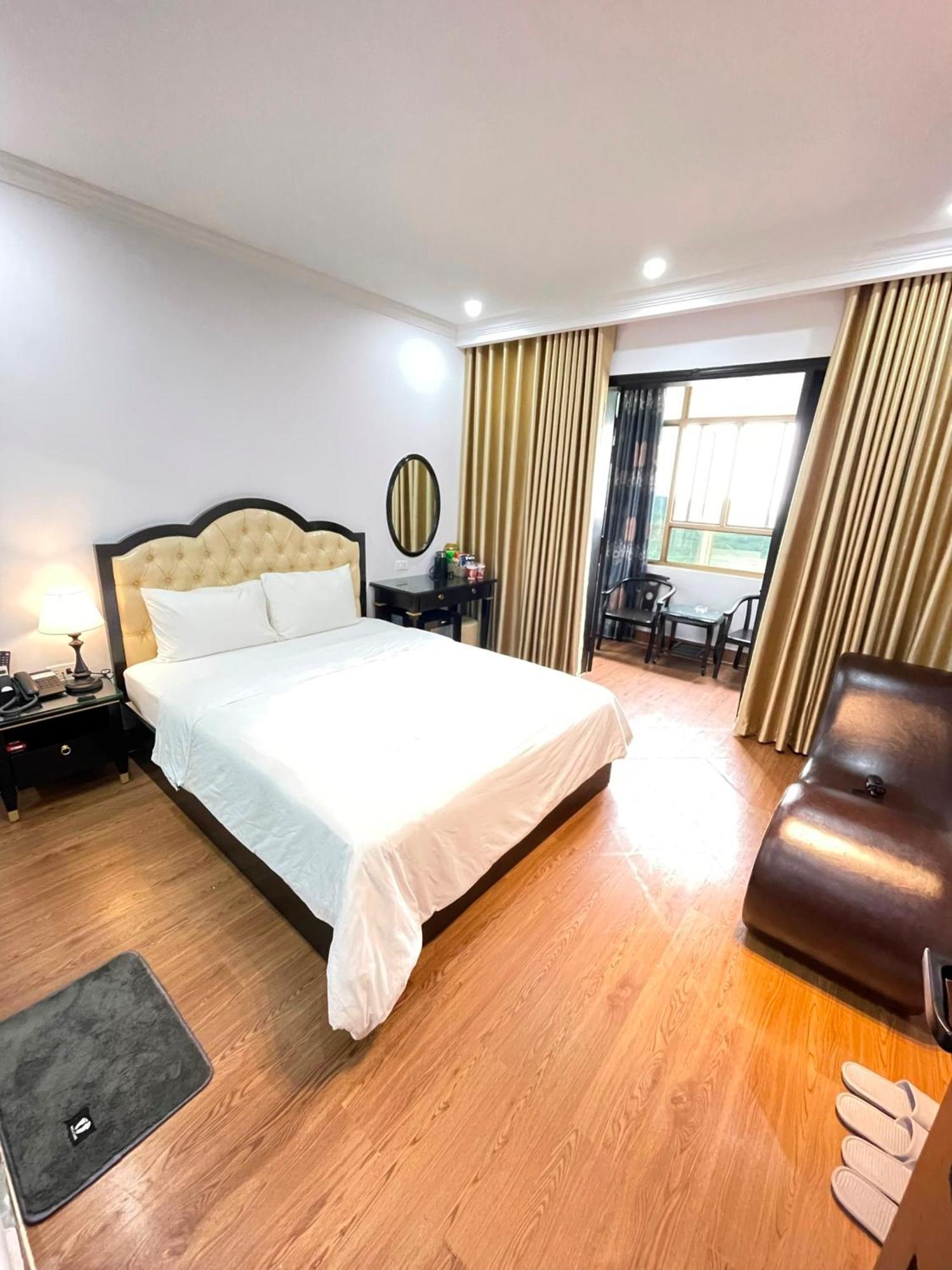Nhat Tan Hotel Hanoi Exteriör bild