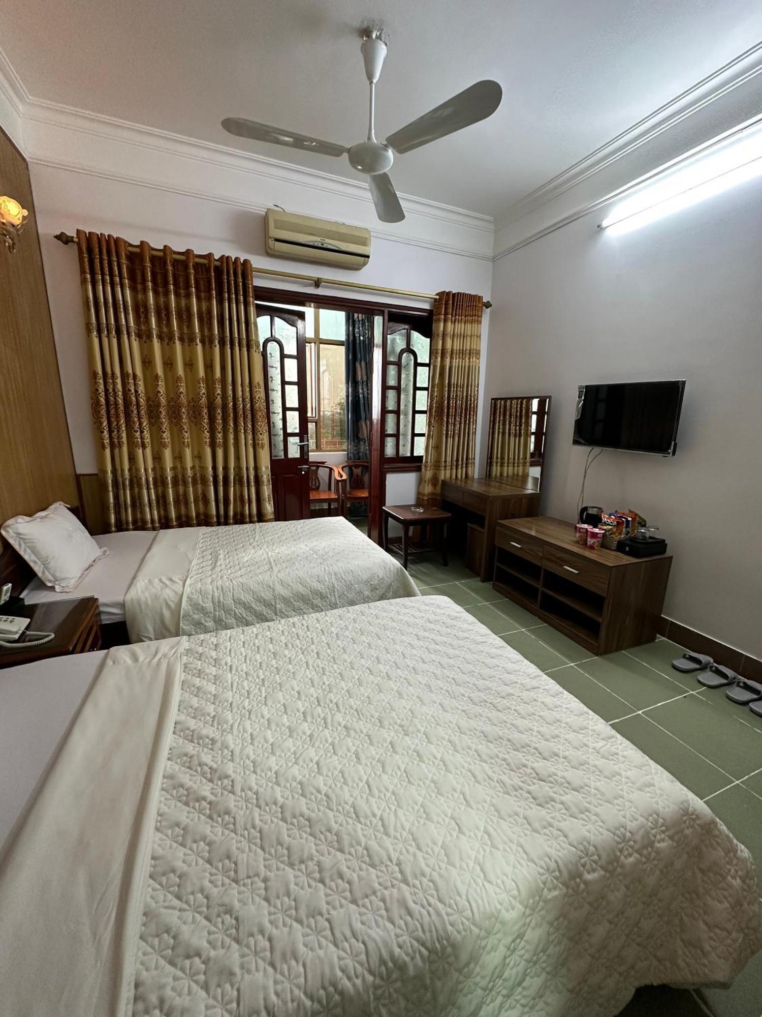 Nhat Tan Hotel Hanoi Exteriör bild